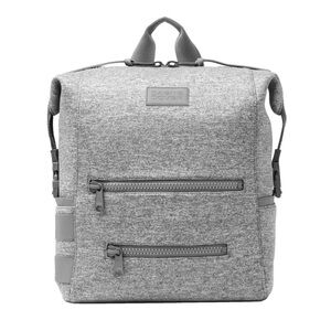 Dagne Dover indi medium